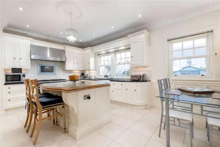 Superb 5 Bedroom 16 Mins From Centre Musselburgh